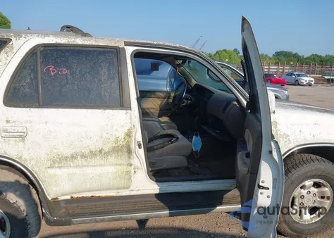 1999 Toyota 4Runner Sr5 V6 z USA, uszkodzony, nr VIN JT3HN86R0X0197825